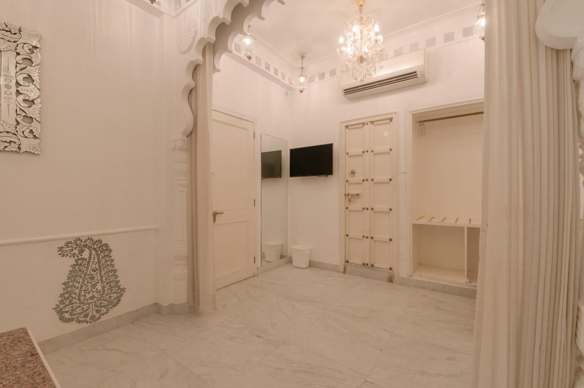 Jagat Niwas Palace Udaipur Luaran gambar